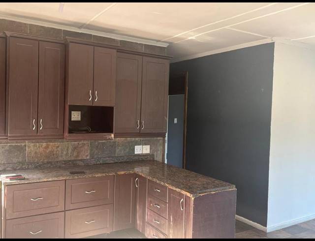 3 BEDROOM PROPERTY TO RENT IN HILLARY